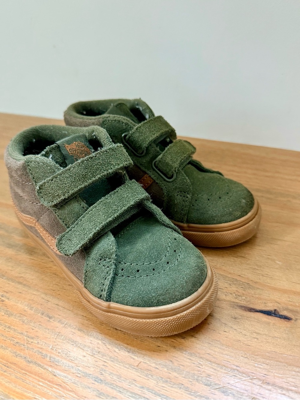 Vans Toddler Boy Sneakers - Size 8.5T - EUC